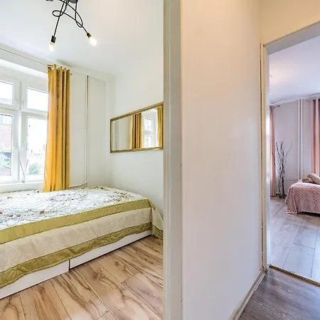 Przytulny Z 2 Sypialniami Na Starym Miescie/ 2bedrooms Old Town *