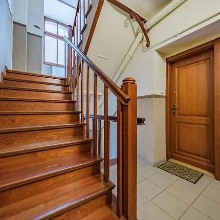 Apartment Przytulny Z 2 Sypialniami Na Starym Miescie/ 2bedrooms Old Town