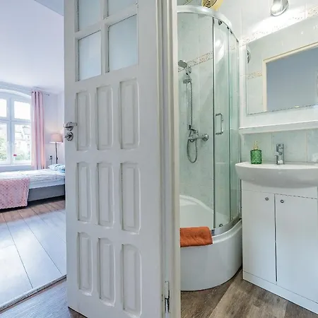 Przytulny Z 2 Sypialniami Na Starym Miescie/ 2bedrooms Old Town *
